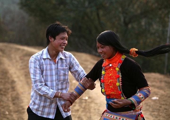 The cruel cycle of poverty and child marriage - 1