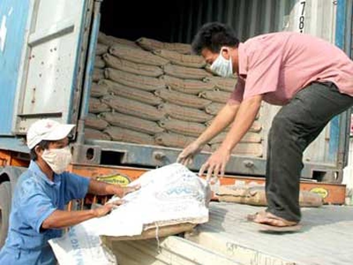 Cement market to face difficulties in 2012 - 1