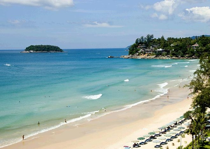 The most popular beaches in north Vietnam - 5