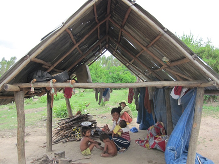 Philanthropists help change life of desperate family - 2 Philanthropists help change life of desperate family - 2