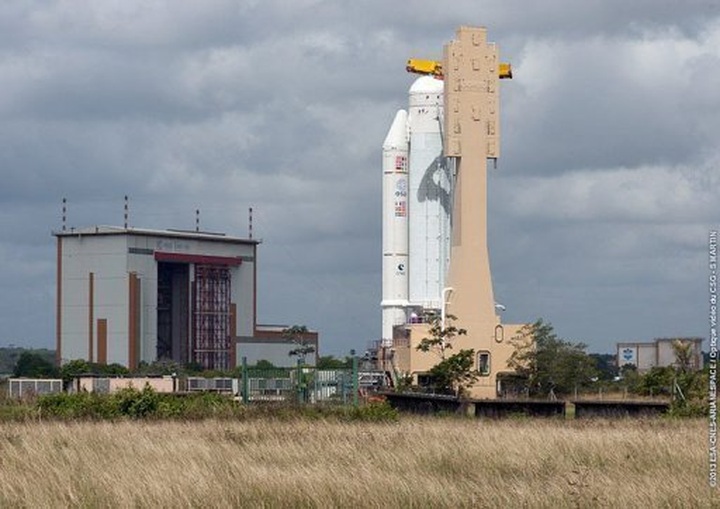 Europe set for record-breaking space launch - 1