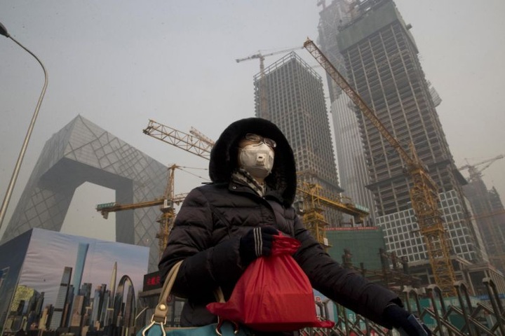 Choked by smog, Beijing creates new environmental police - 1