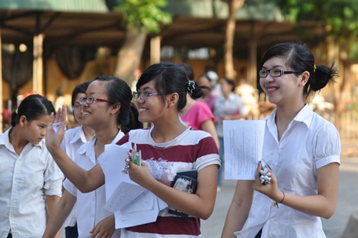 Hanoi private high schools face bankruptcy - 1 Hanoi private high schools face bankruptcy - 1