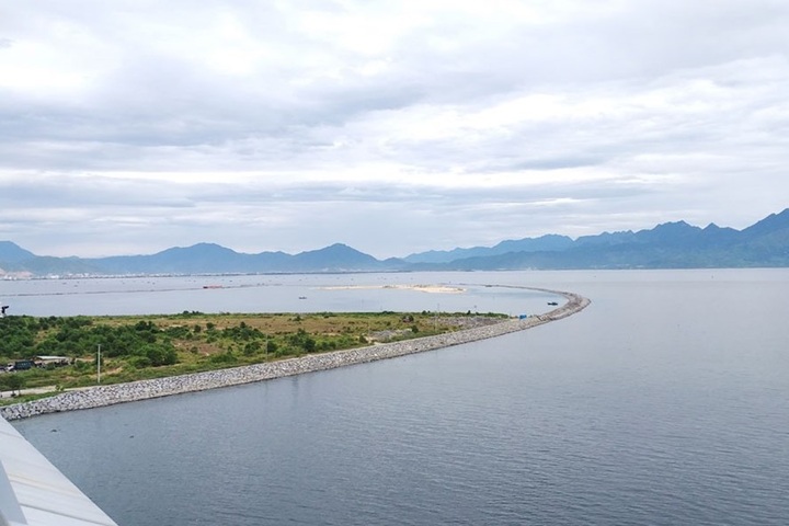 Experts concerned over proposed Danang artificial island project - 1