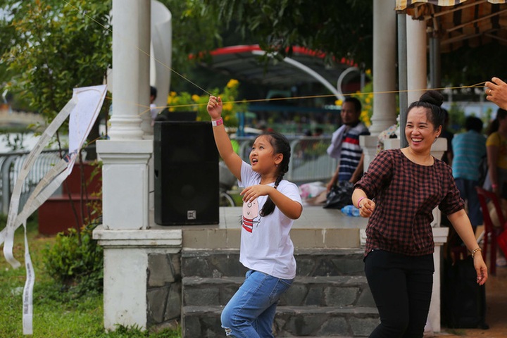 Kite festival in HCM City - 13