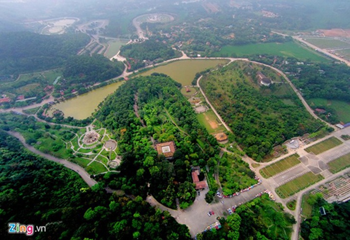 Hung Kings Temple from high view - 6