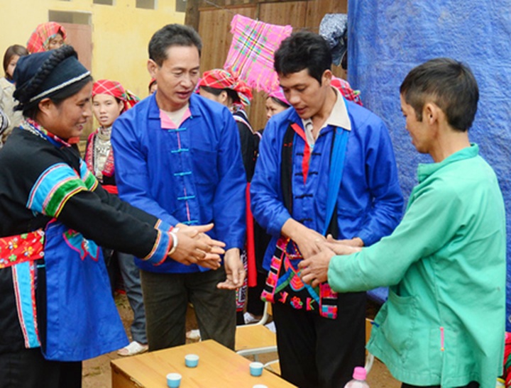 The wedding traditions of Phu La ethnic people - 7 The wedding traditions of Phu La ethnic people - 7