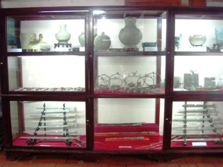 First private antique museum in Vietnam - 5