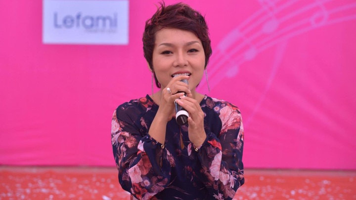 Hanoi announces ten outstanding young citizens in 2015 - 1