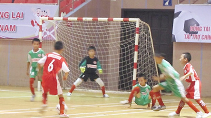 Chelsea coaches to train Vietnamese junior footballers - 1 Chelsea coaches to train Vietnamese junior footballers - 1