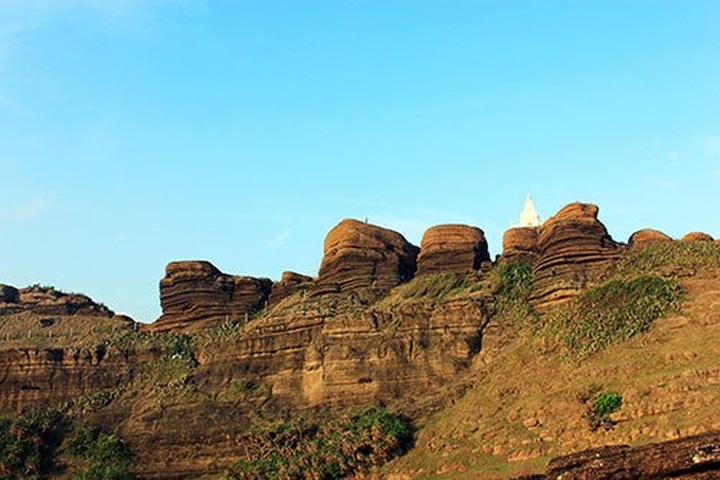 Exploring marine world on Phu Quy Island - 3