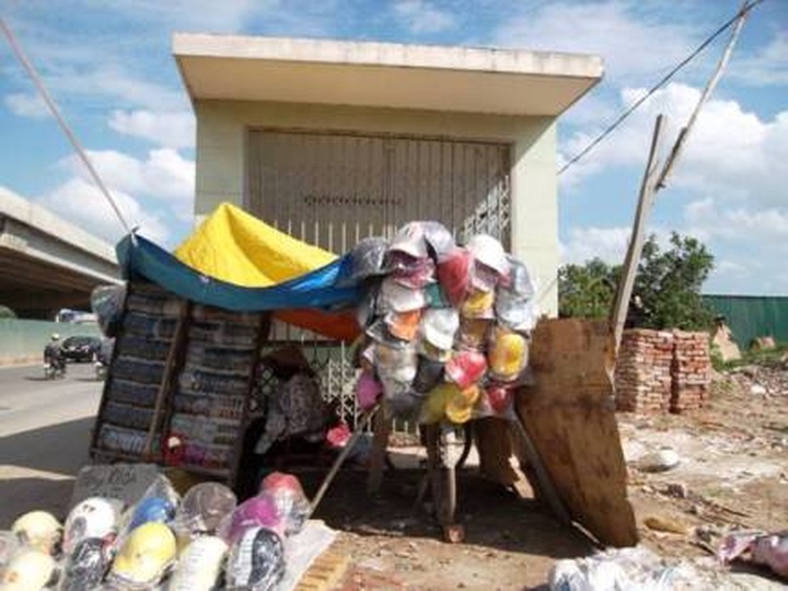 Expensive pedestrian tunnels remain neglected - 6