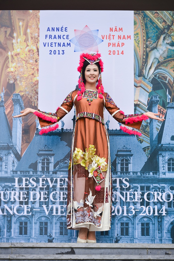 Vietnamese Ao Dai to be shown in France - 8