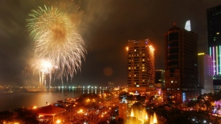 Ho Chi Minh City plans firework display on National Day - 1