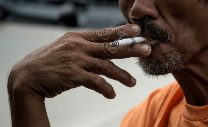 Global smoking deaths up by 5% since 1990: study - 1