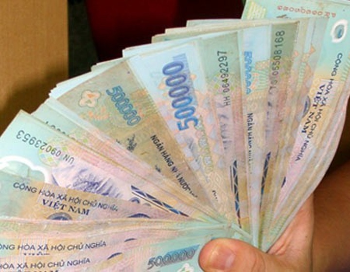 Vietnam successful in implementing tight monetary policy - 1