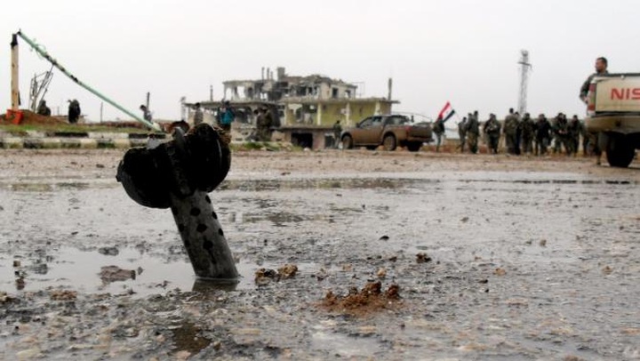 Syrian opposition puts off decision on peace talks - 1 Syrian opposition puts off decision on peace talks - 1