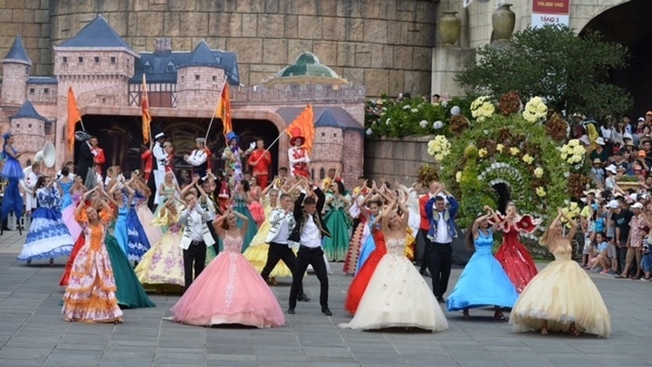 International arts carnival to delight Hanoi audiences - 1