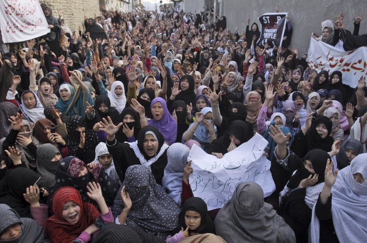 Shiites lash out after Pakistan bombing kills 81 - 1