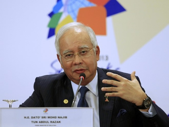 Malaysian PM affirms rule of law in handling East Sea issues - 1