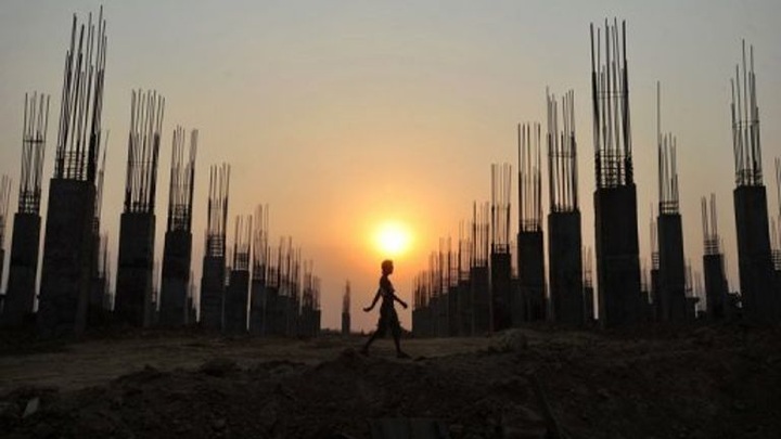 Floods, political change hamper Myanmar growth: World Bank - 1