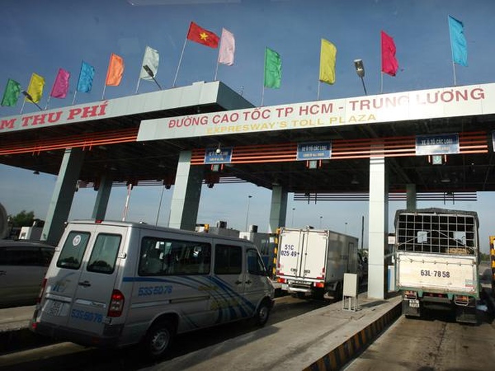 Toll collection right auction launched - 1