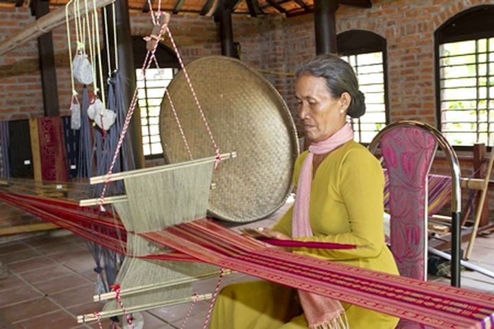 Hoi An's traditional silk village - 1