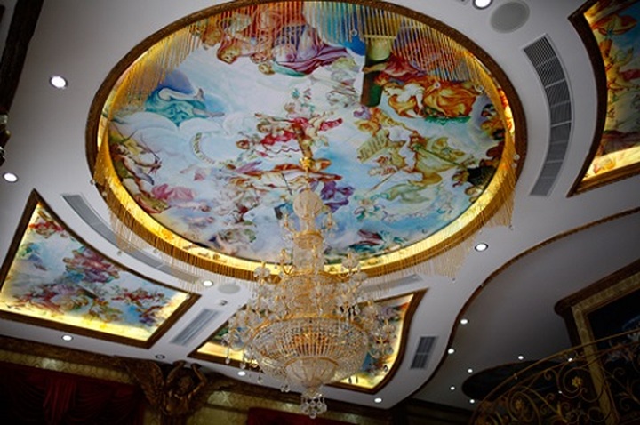 HCM City's gold-plated palace - 10 HCM City's gold-plated palace - 10