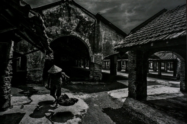 A glimpse of Vietnam through photo exhibition - 15 A glimpse of Vietnam through photo exhibition - 15