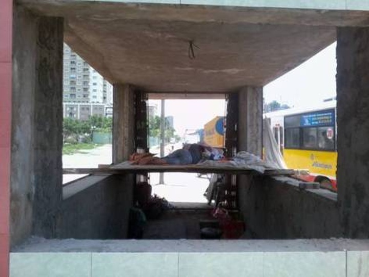 Expensive pedestrian tunnels remain neglected - 10