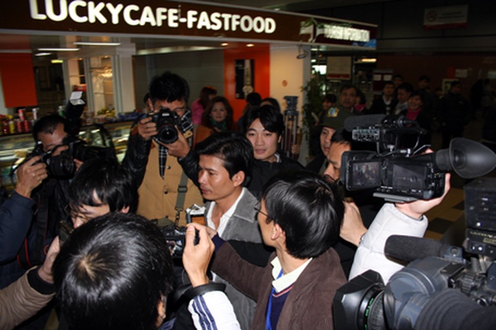 Vinalines Queen’s sole survivor lands at Hanoi - 1