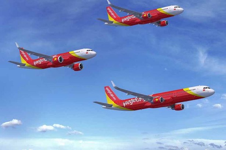VietJetAir signs USD9-billion contract for 100 Airbus aircraft - 1