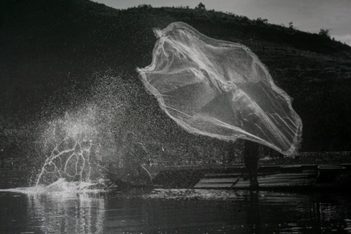 A glimpse of Vietnam through photo exhibition - 4 A glimpse of Vietnam through photo exhibition - 4