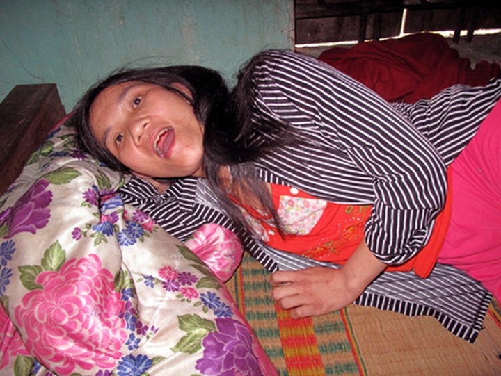 Family of dioxin victims in desperate need of help - 5