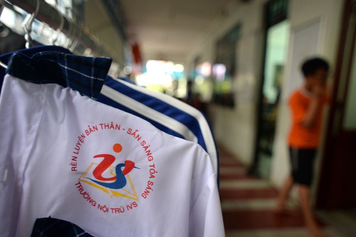 Stubborn teens sent to 'addiction' rehabilitation centre - 9 Stubborn teens sent to 'addiction' rehabilitation centre - 9