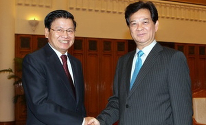 PM proposes deeper Vietnam-Laos relations - 1
