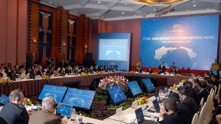APEC forum enhances Vietnam’s international integration - 1
