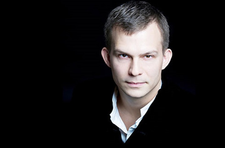 Classical Pianist Adam Gyorgy is coming to HCM City - 1