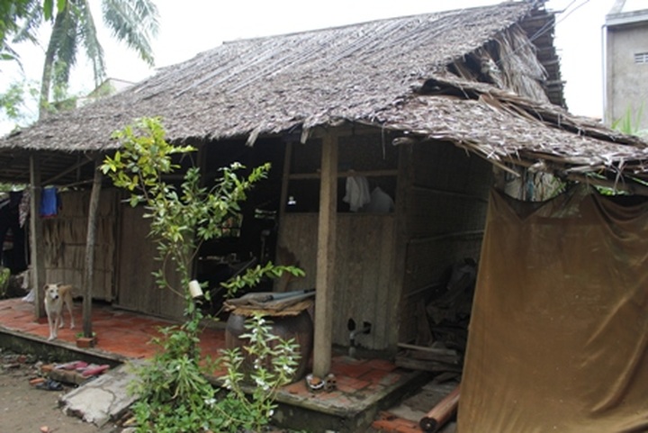 Young boy's struggles earn new house for ailing grandparents, thanks to our readers - 3