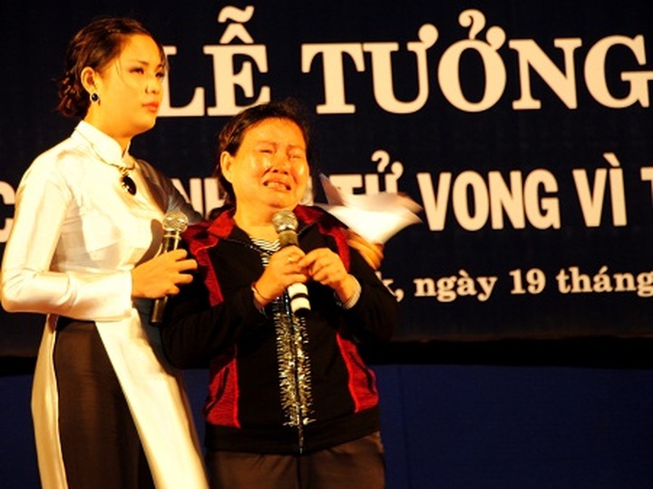 Vietnam tries to raise traffic safety awareness - 9