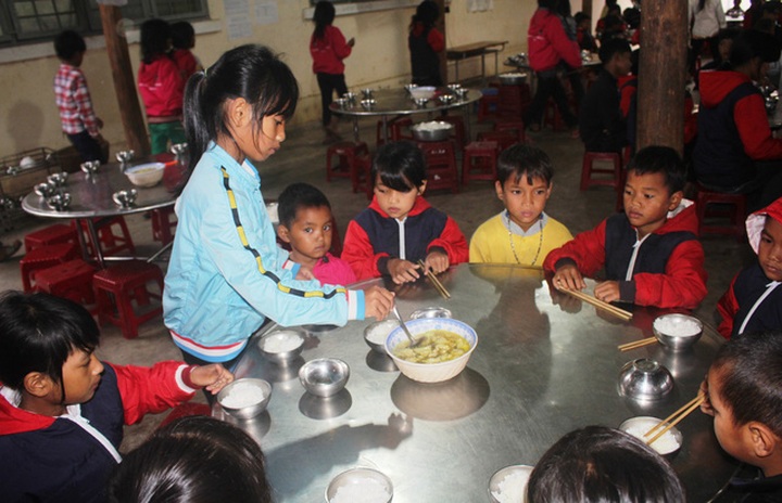 Teachers call to improve living condition of mountainous pupils - 2 Teachers call to improve living condition of mountainous pupils - 2