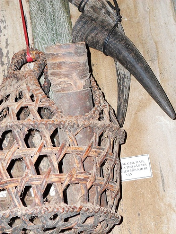 Elephant hunting equipment on display - 5