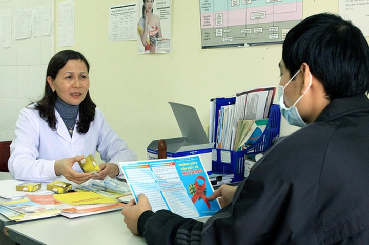 Vietnamese first HIV/AIDS patient’s health condition remains good - 1