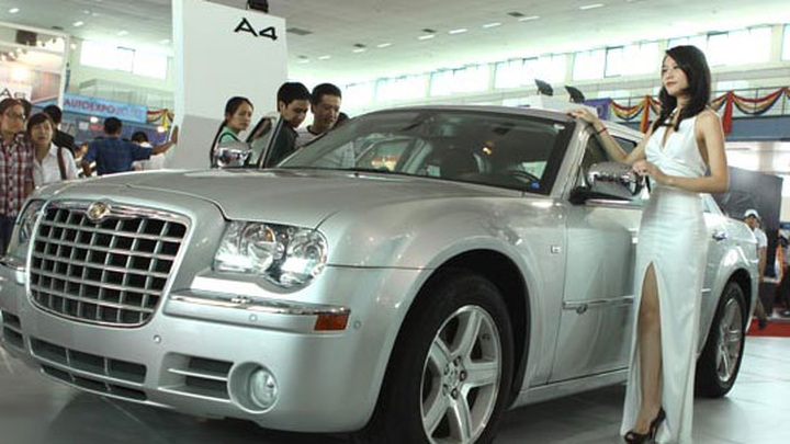 Vietnamese spend big on luxury goods - 1