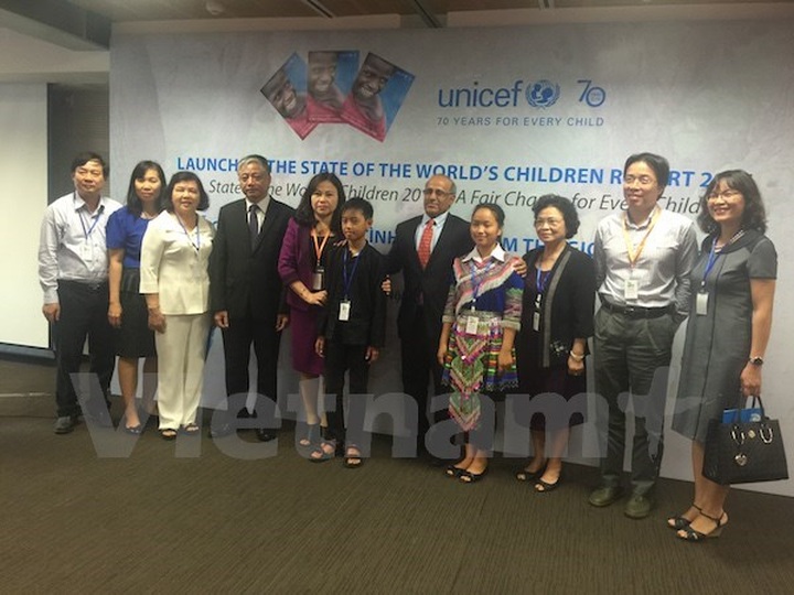 UNICEF vows to support most disadvantaged Vietnamese children - 1