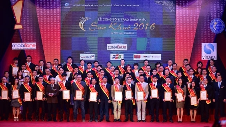 Winners of 2016 Sao Khue Awards honoured - 1 Winners of 2016 Sao Khue Awards honoured - 1