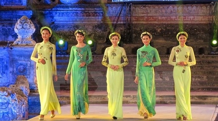 Hue Festival: Arts performances impress visitors - 1
