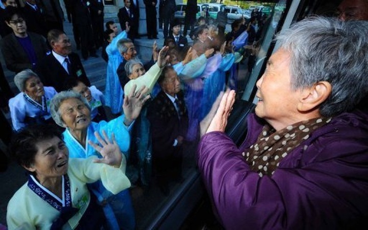 North Korea postpones family reunions with South - 1 North Korea postpones family reunions with South - 1