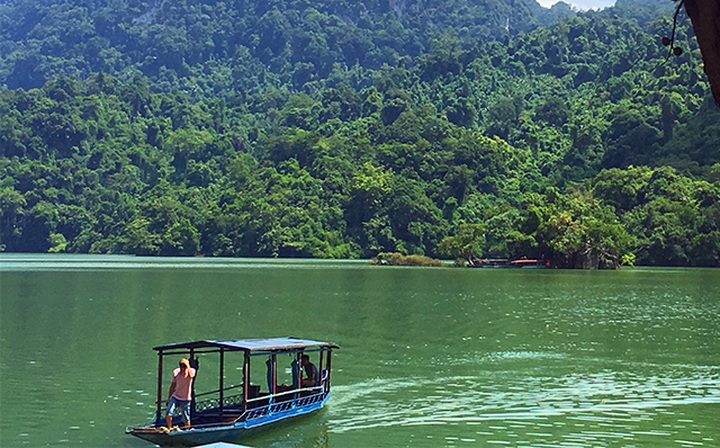 Ba Be National Park prioritized in Bac Kan's tourism development - 3