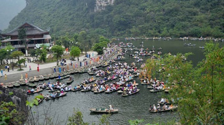 Spiritual tourism conference opens in Ninh Binh - 1